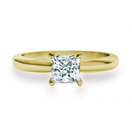 Princess cut diamond engagement ring